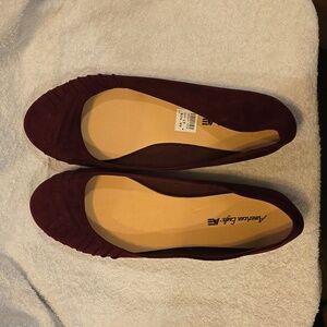 American Eagle burgundy flats slip on shoes with Suede material 13 wide